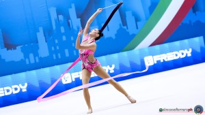 aa q mizuno lili usa ph simone ferraro sfa09226 copia